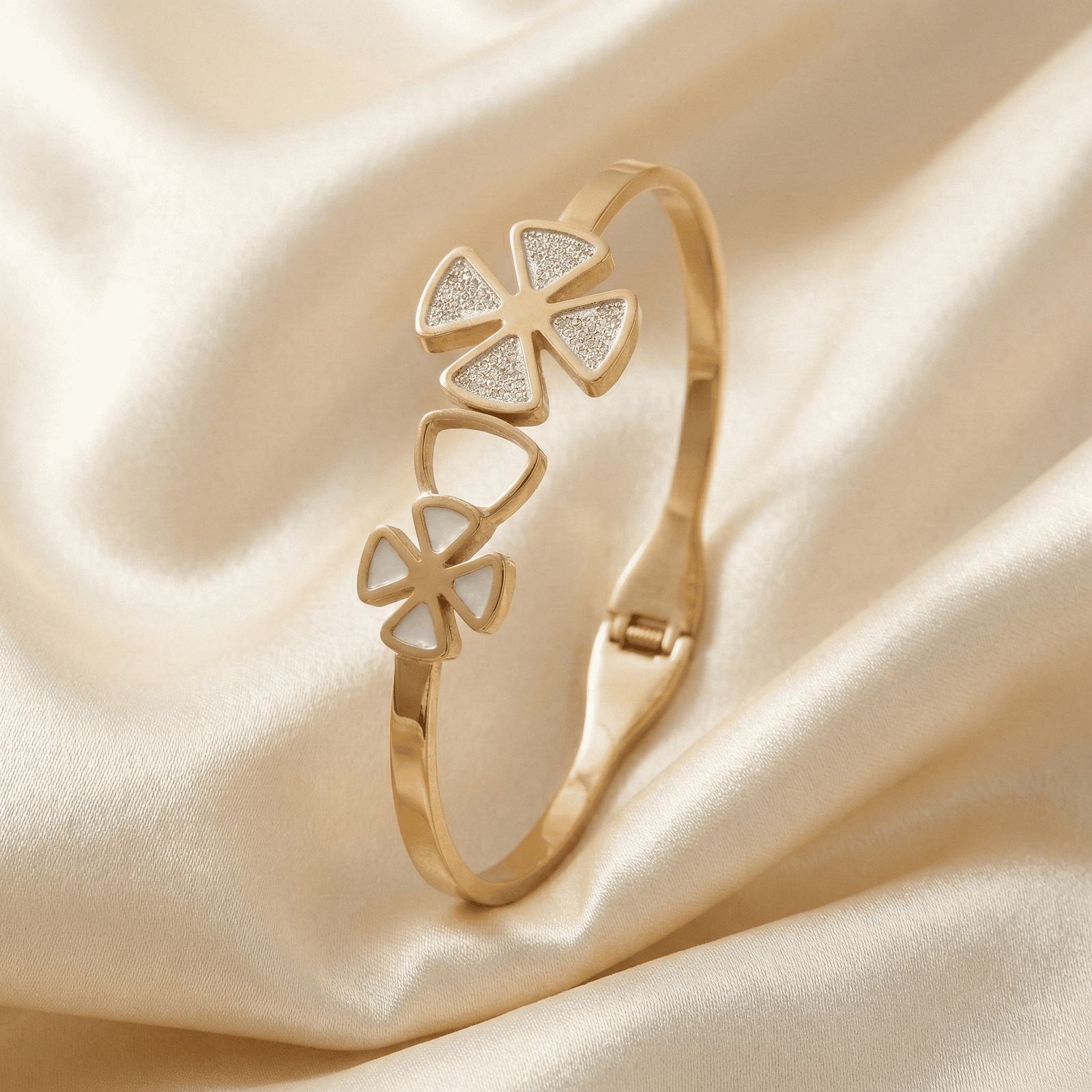 Eshanarya Floral Crystal Stainless Steel Bracelet