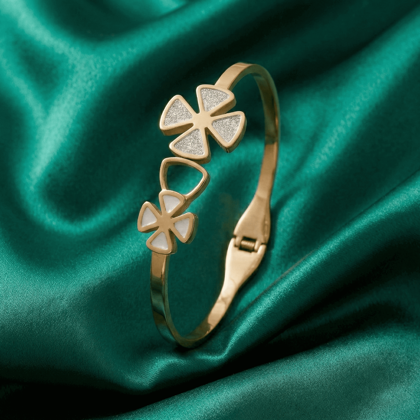 Eshanarya Floral Crystal Stainless Steel Bracelet