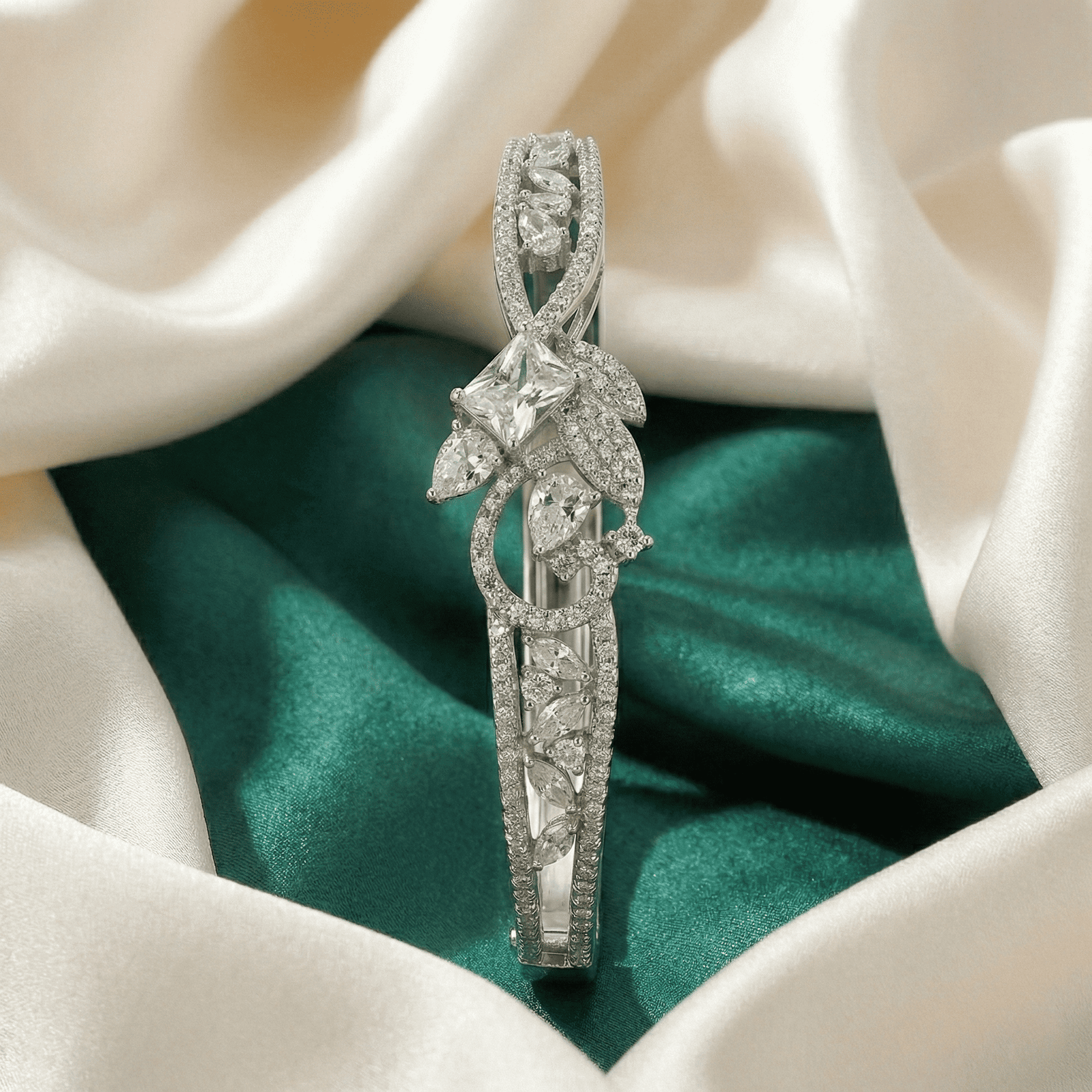 Eshanarya Silver Zircon Anti-Tarnish Bracelet