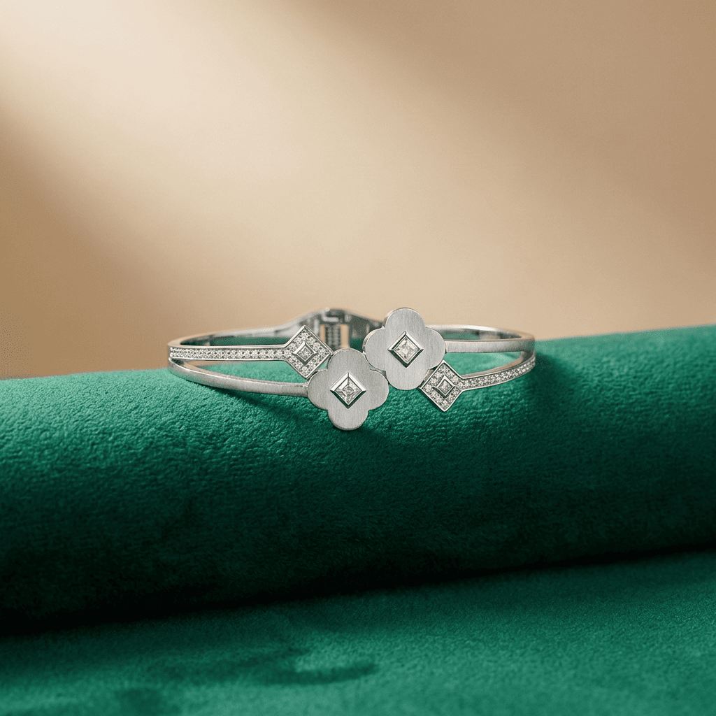 Eshanarya Floral Motif Anti-Tarnish Stainless Steel Bracelet