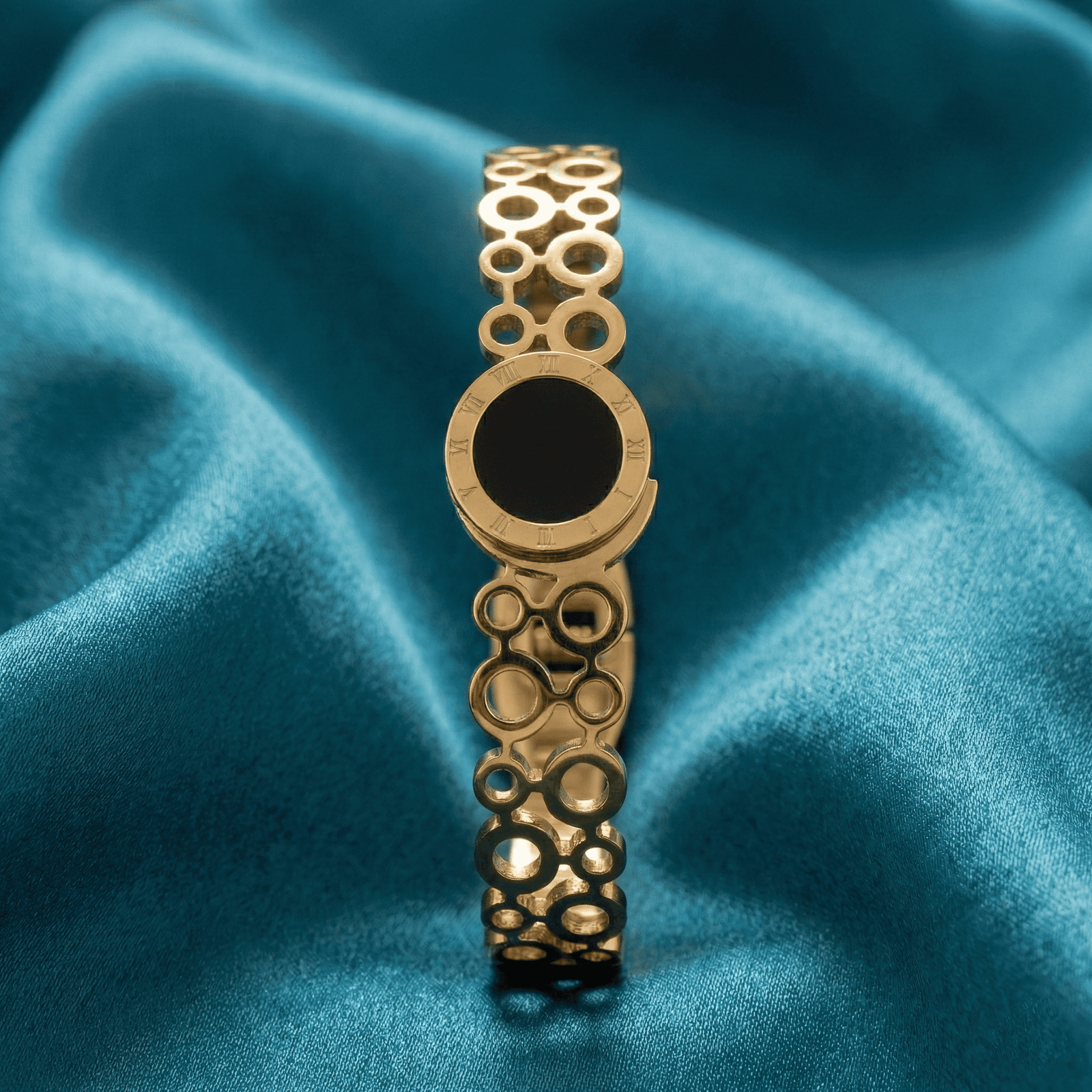 Gold Tone Circular Link Anti-Tarnish Stainless Steel Bracelet