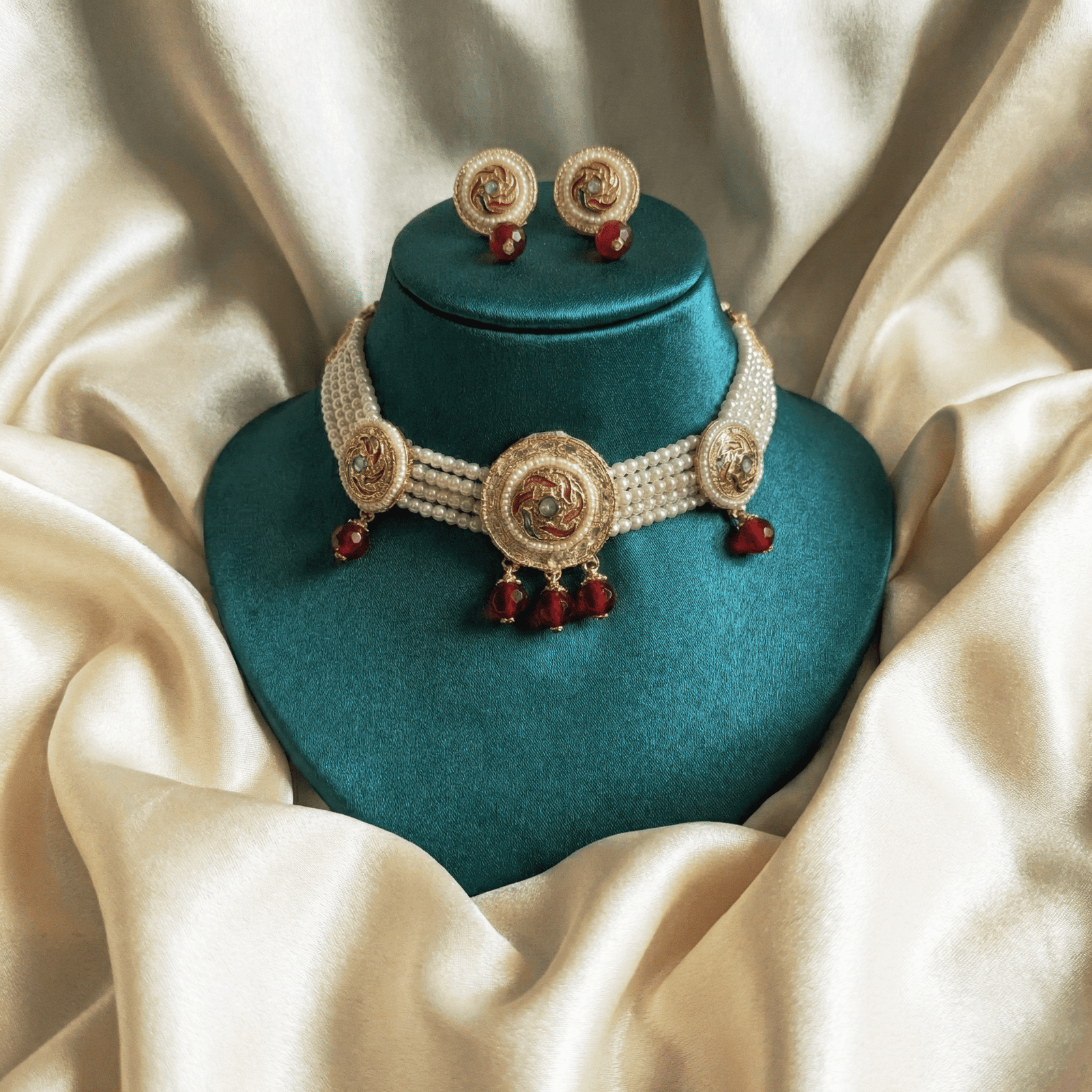 Eshanarya Traditional Pearl Choker Necklace Set with Earrings